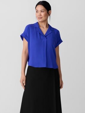 NWT Eileen Fisher silk Short Sleeve Notch Collar Blouse in Cobalt size small